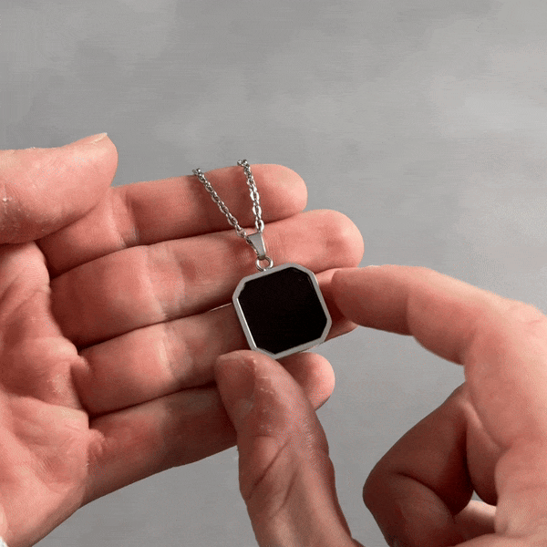 Heat-Activated Photo Necklace, Hidden Your Photo